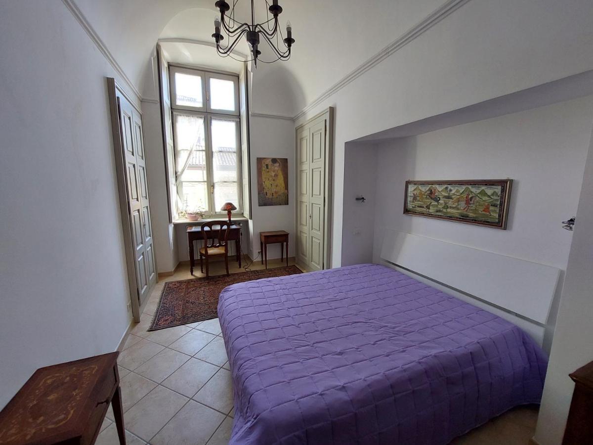 Ynh Bilo Sancarlo Museo Egizio Piazza San Carlo Appartement Turijn Buitenkant foto