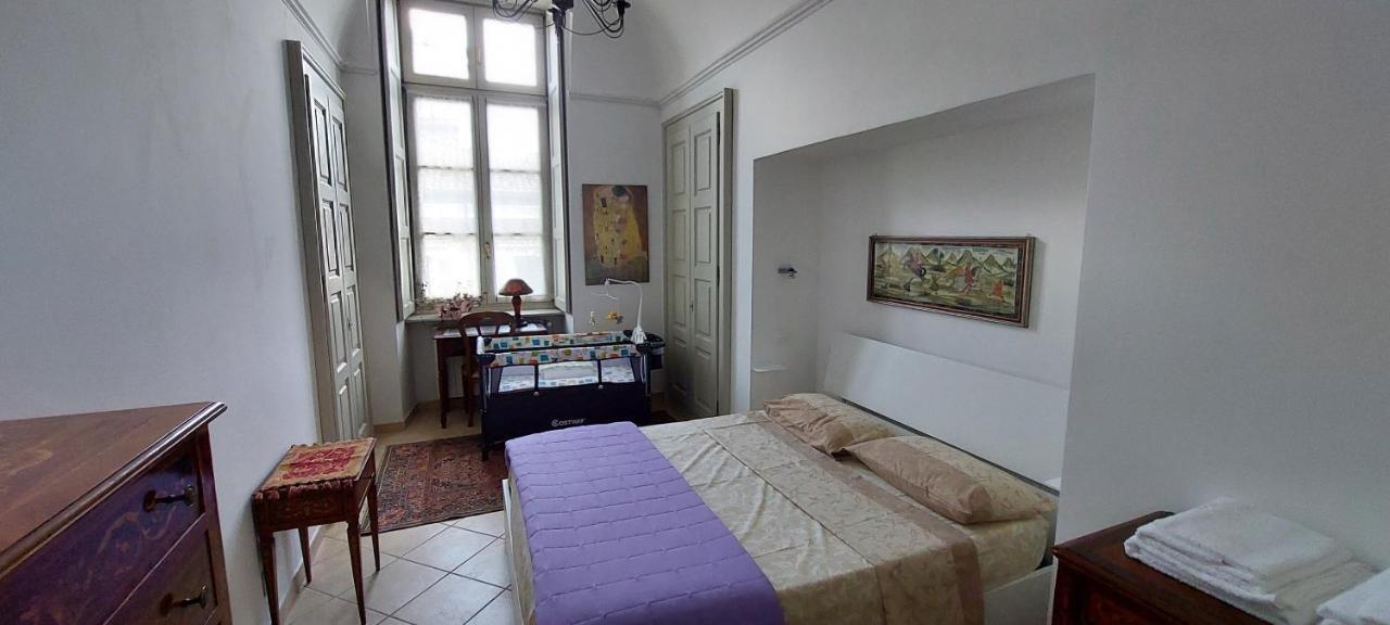 Ynh Bilo Sancarlo Museo Egizio Piazza San Carlo Appartement Turijn Buitenkant foto