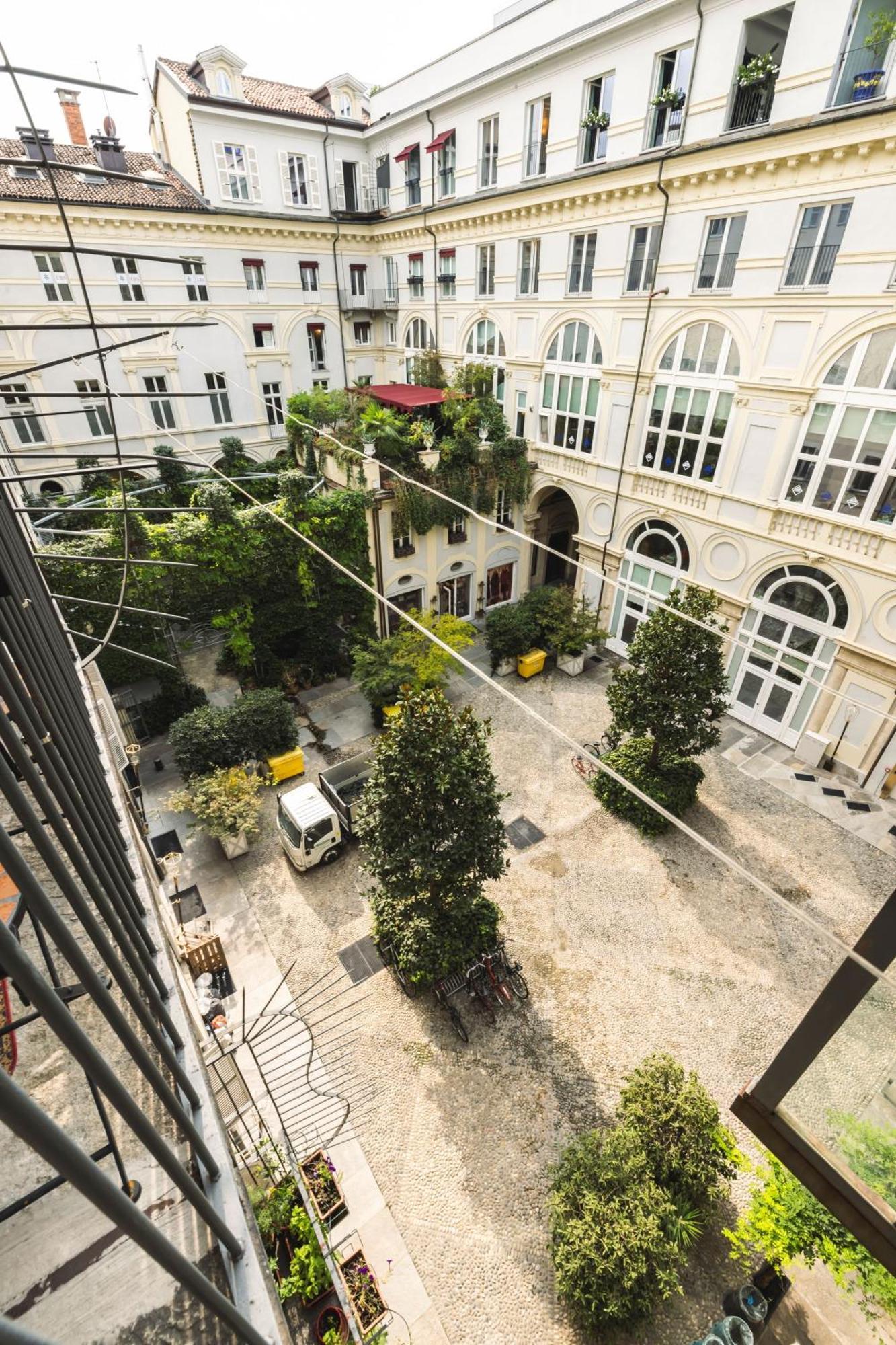 Ynh Bilo Sancarlo Museo Egizio Piazza San Carlo Appartement Turijn Buitenkant foto